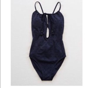 American Eagle Size L One-piece bathing suit